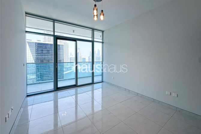 Full Canal Views | Modern | Prime Business Bay - Propsearch.ae