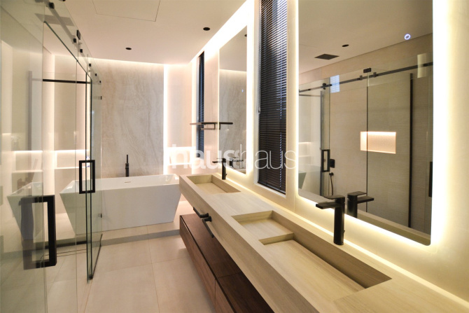 7BR Custom Villa | Modern Design | Vastu - Propsearch.ae