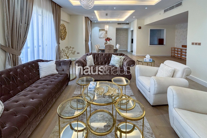 Rare Unit | Fully Upgraded | Luxury Apartment - Propsearch.ae