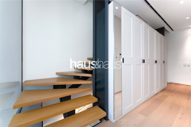 EXCLUSIVE | VACANT ON TRANSFER | MODERN INTERIORS - Propsearch.ae