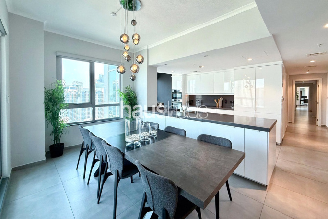 Rare 4 bedroom | Fully Renovated | Unique - Propsearch.ae