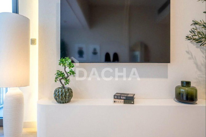 Prime Location | Fully Upgraded | Modern Design - Propsearch.ae