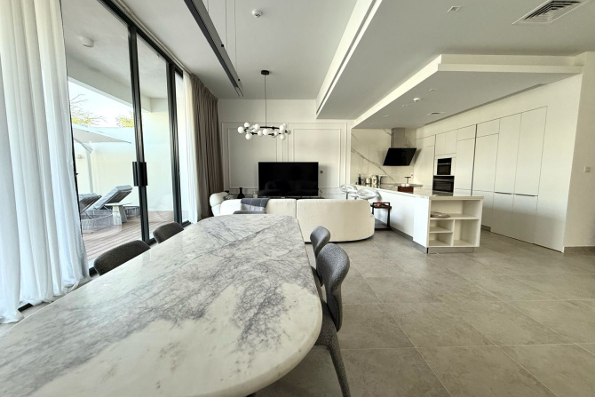 Designer Villa | Fully Upgraded | Vacant - Propsearch.ae