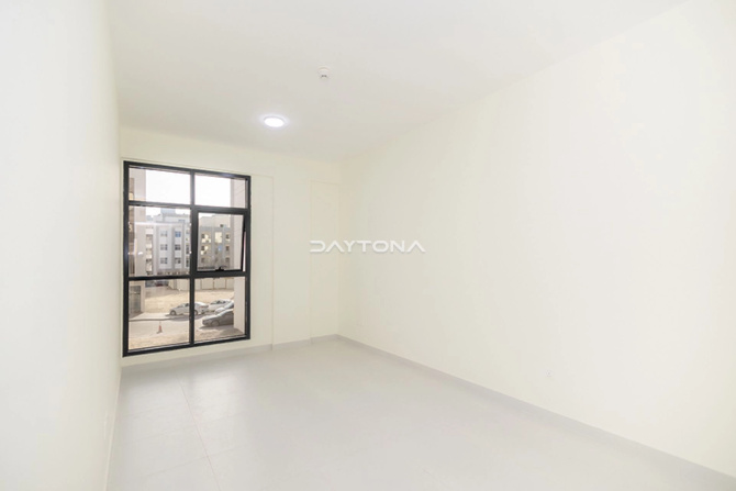 REDUCED RENT | PRIME LOCATION | NEAR KARAMA CENTER - Propsearch.ae