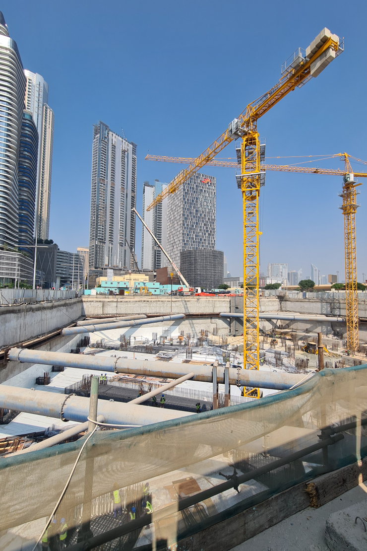Dubai Hotel & Apartment Tower